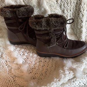 Dark brown leather suede Bootie